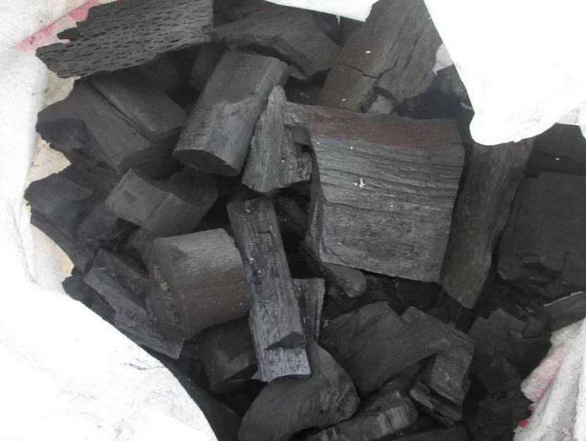 Bulk Quality Royal oak, Rock wood, Kingsford  Hardwood Lump Briquettes Charcoal Wholesale Price