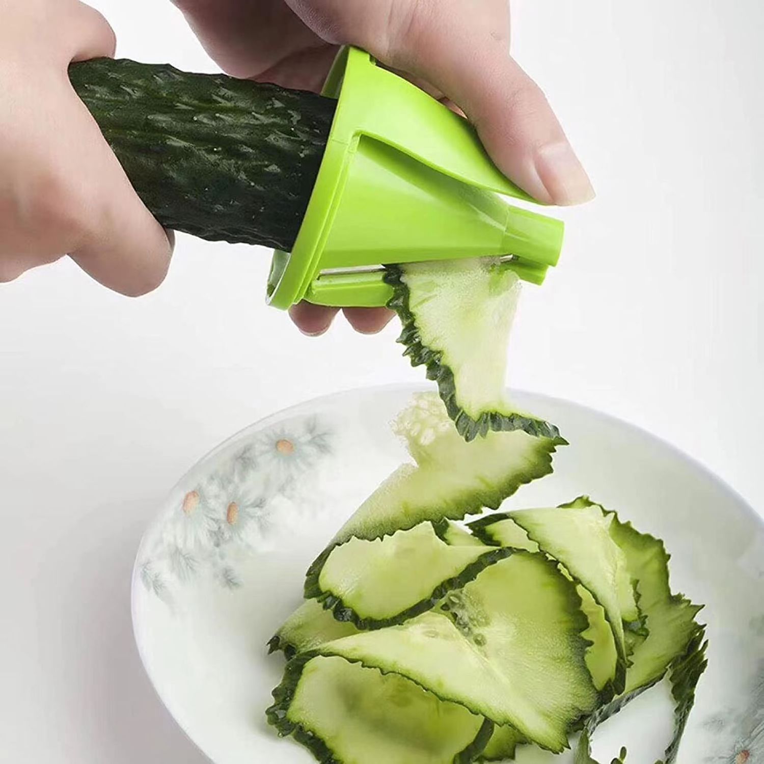 New Vegetable Fruit Grater Spiral Shred Process Device Cutter Slicer Peeler Kitchen Tool Slicer Spiralizer Julienne Cutter