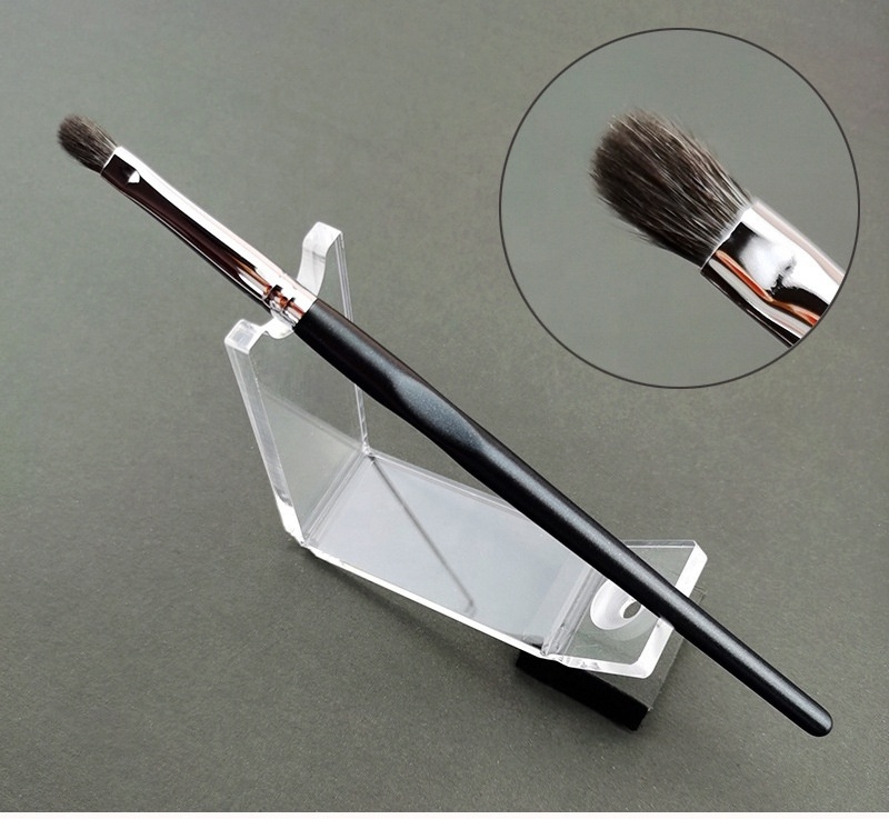 Pro Mini Eye Shader Brush Precise Eye Shader Makeup Brush with Natural Goat Hair