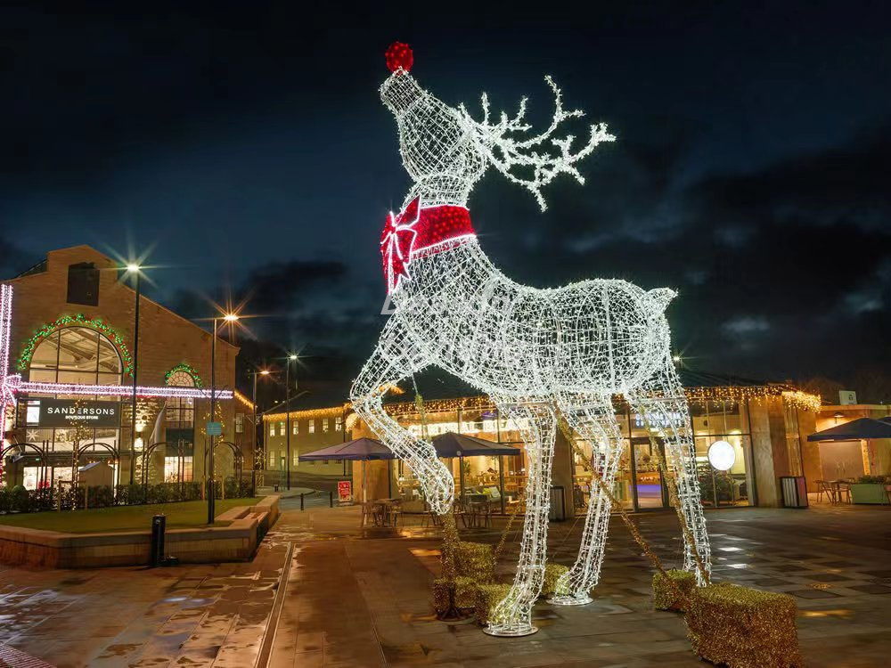 large lighted reindeer christmas decoration