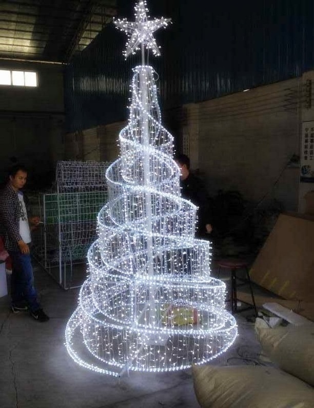 Holiday decoration giant led artificial metal frame spiral outdoor wire christmas tree