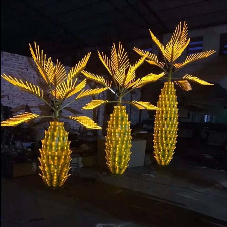 Lighted coconut palm tree for indoor outdoor decoration