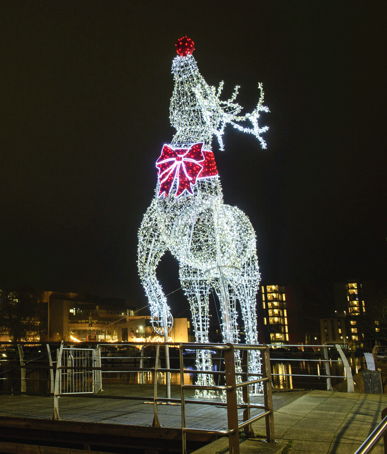 large lighted reindeer christmas decoration