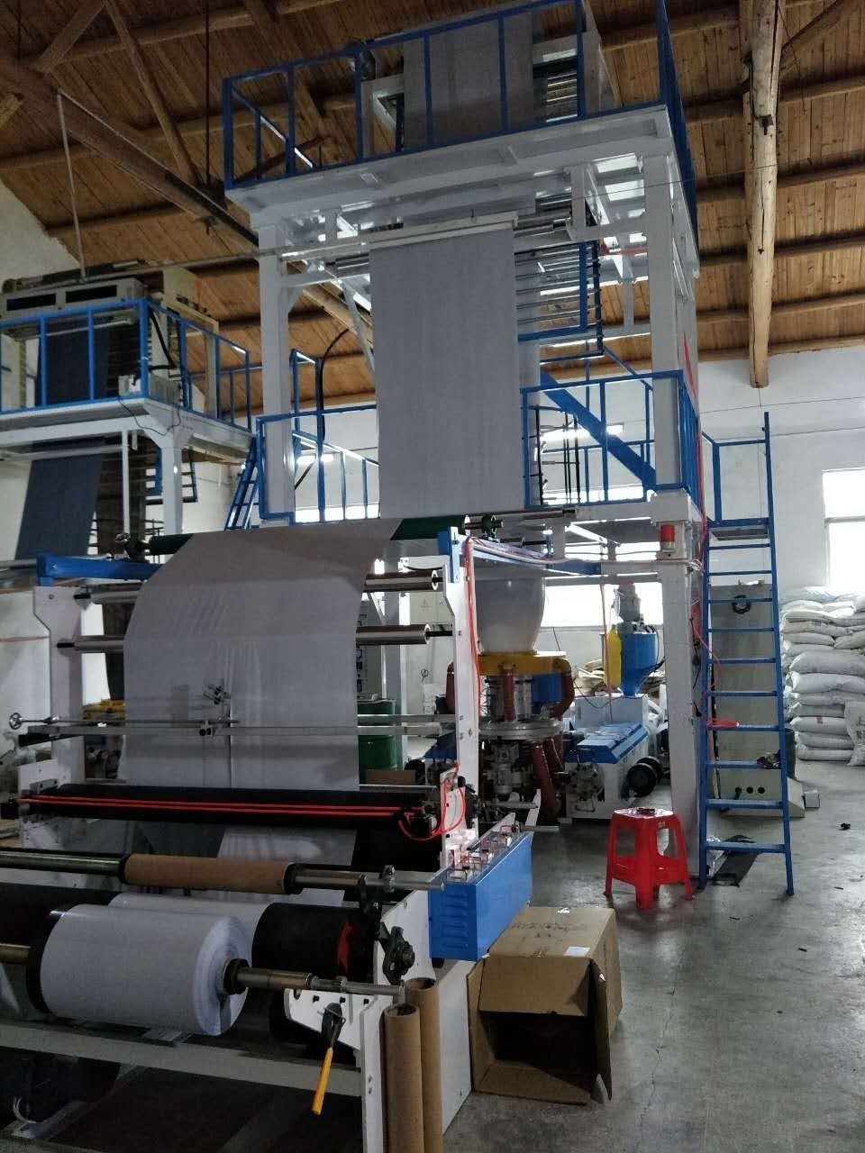 DEBANG 1600 mm ABC 3 Layer Film Blowing Machine With Double Winder For Packing Film Making Courier Bag Extrusion Machine