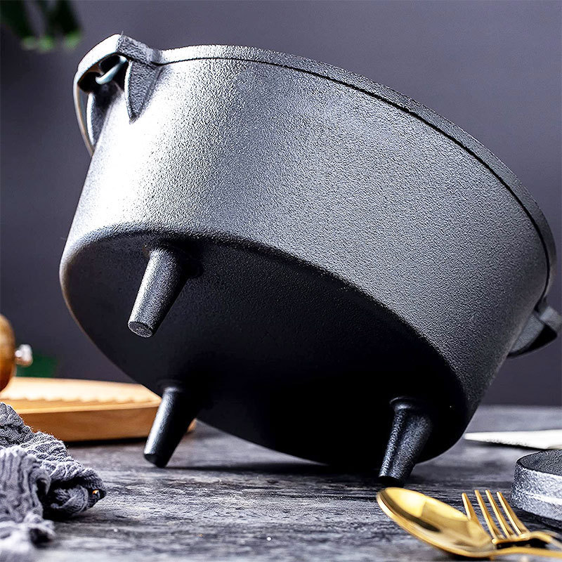 Wholesale camping cooking pots cast iron sets cookware casserole three legged cast iron campfire hanging cooking pot