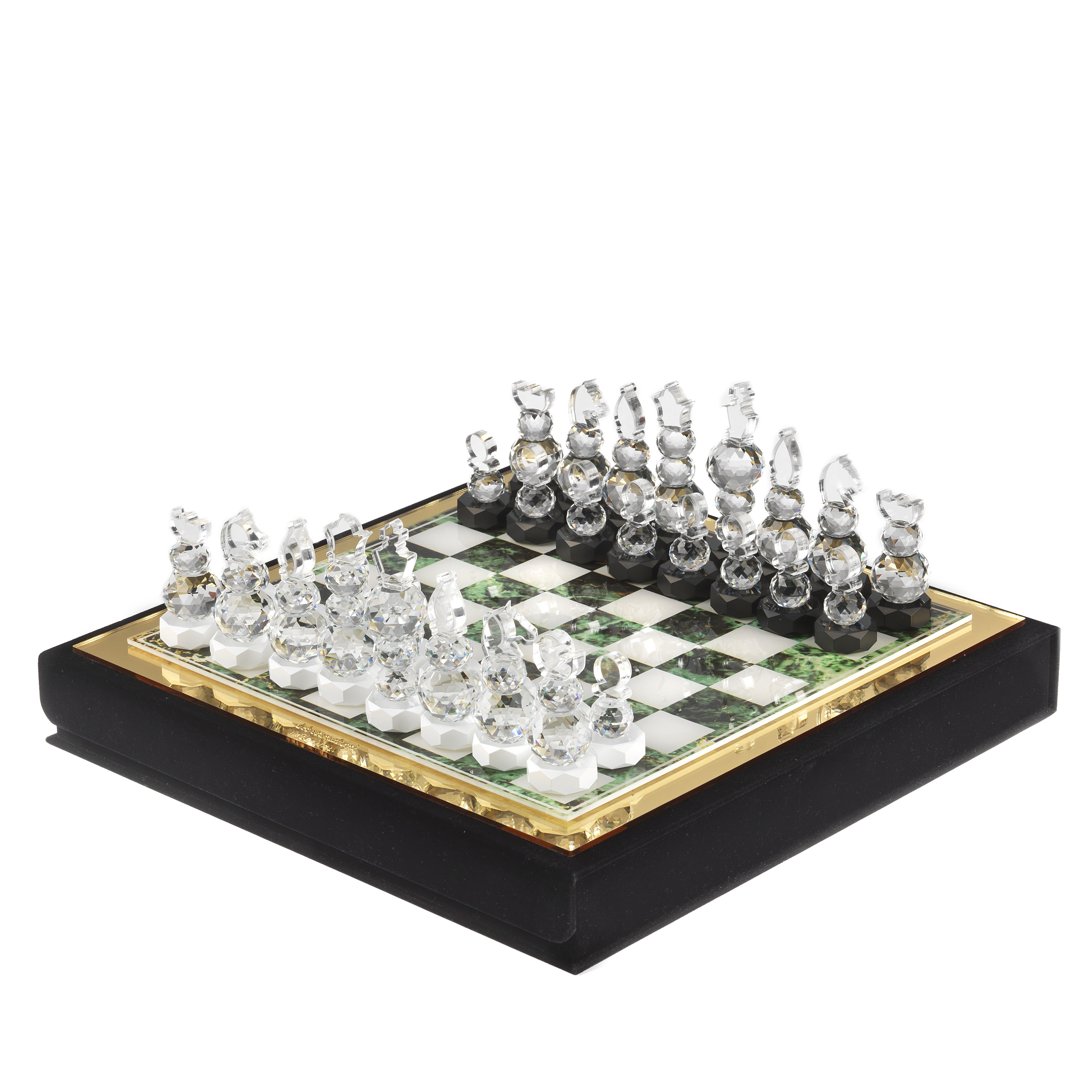 chess in crystal with velvet box black in plex marble effect