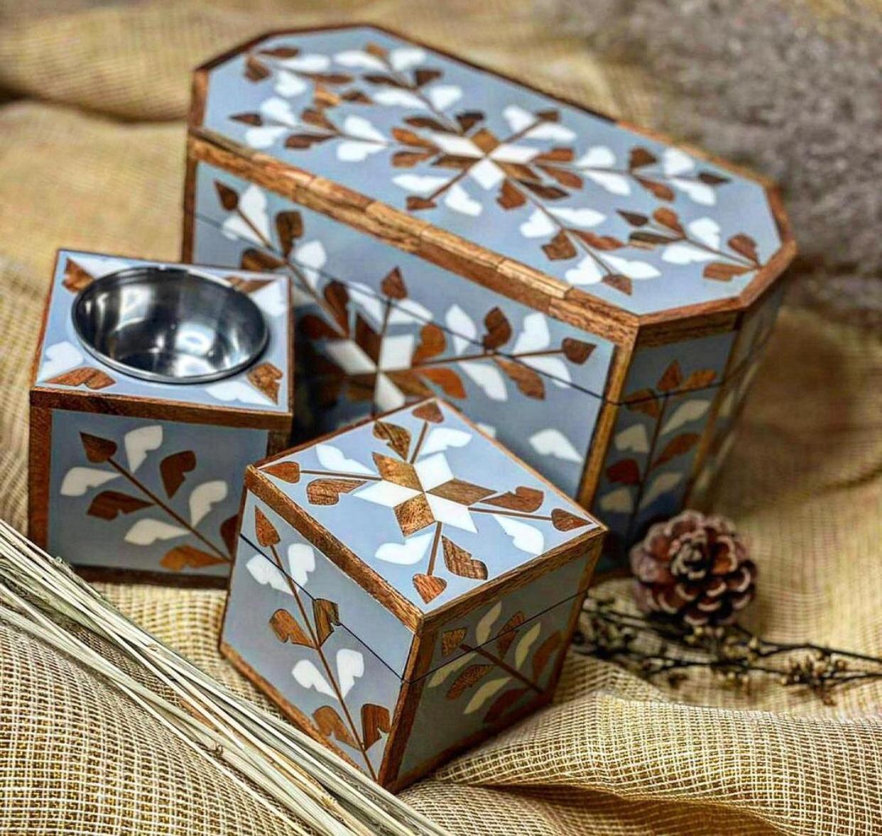 New handmade wooden inlay floral multipurpose box with bakhoor or incense burner for gifting and home decoration