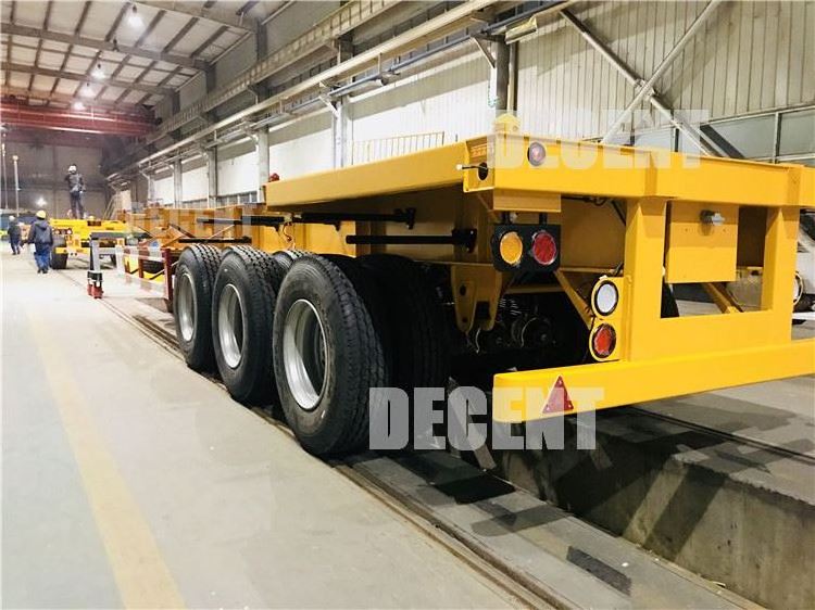 3 Axles 20Ft 30Ft 40Ft Container Tanker Trailer Molasses Bulk Liquid Tank Waste Water Flatbed Semi Trailer With Headboard