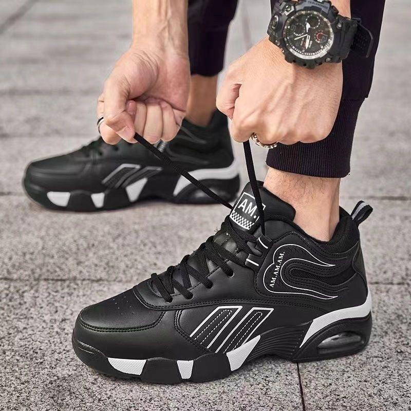 Popular products in 2022 New boys' comfortable wholesale casual shoes Thick soled fashionable sneakers Men's casual