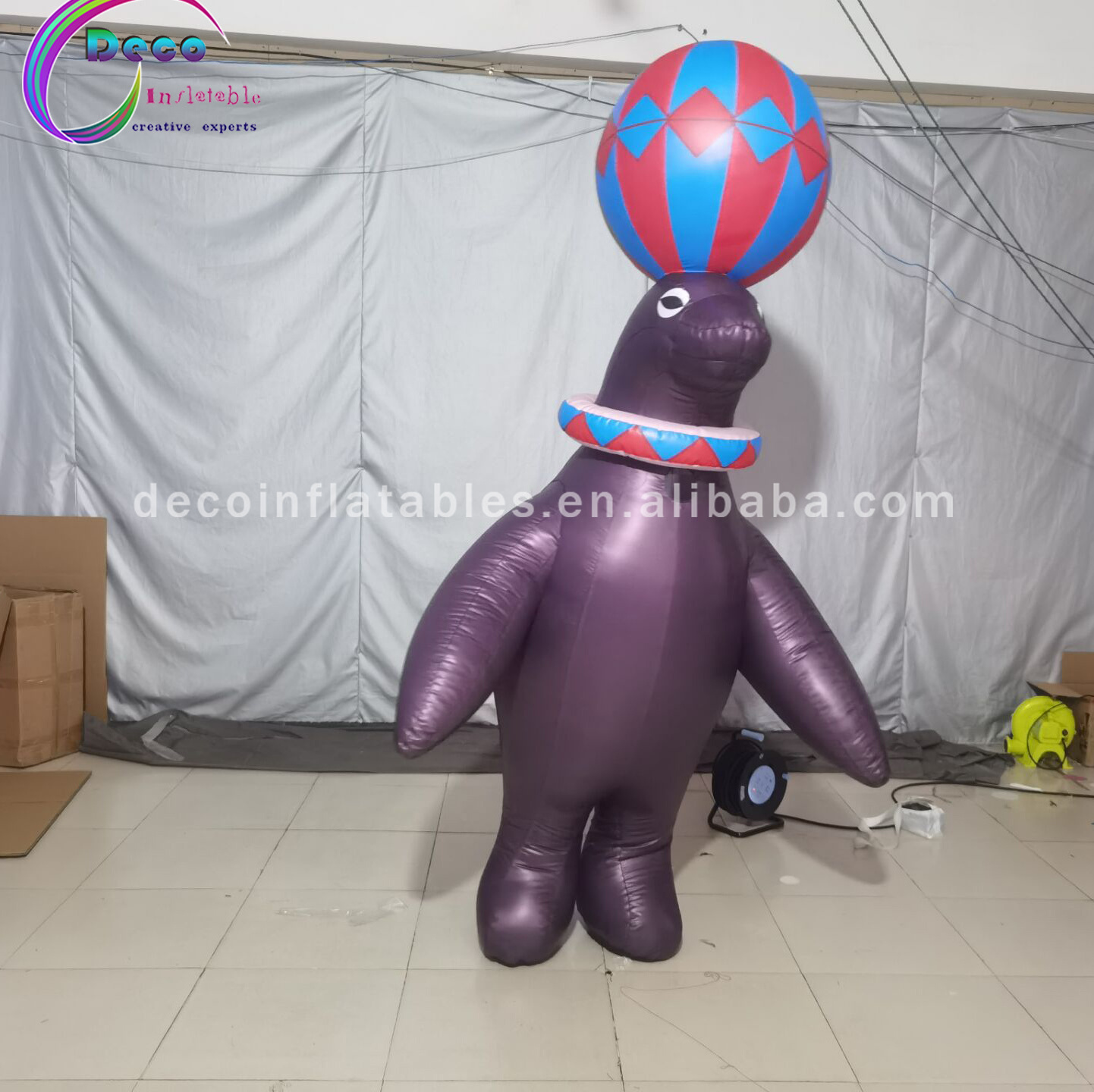 Costume Inflatable Cartoon circus seal playing a ball costume