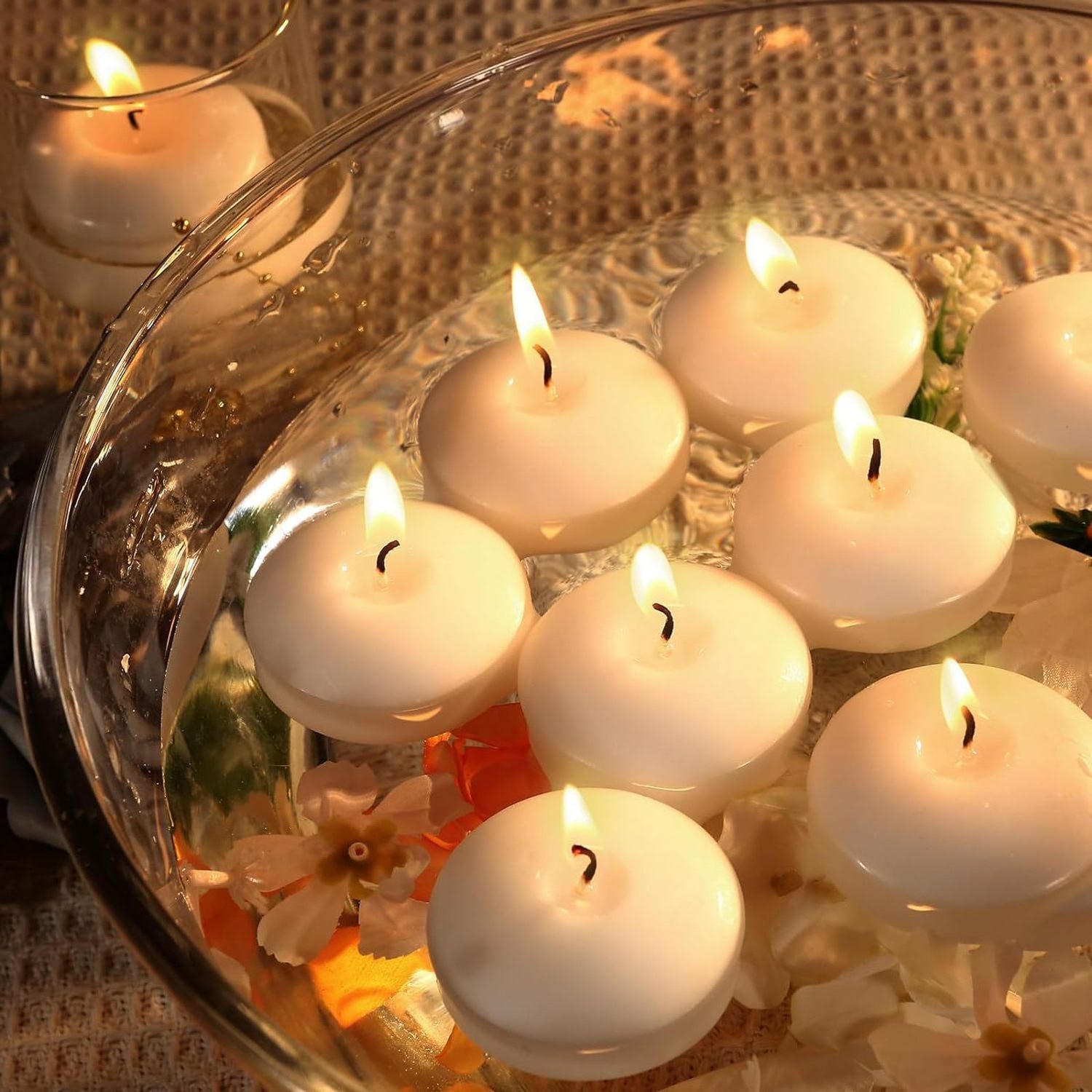 Niseven Hot Selling Wedding Decoration Centerpiece Smokeless Romantic Wax Candles Unscented White Floating Candles