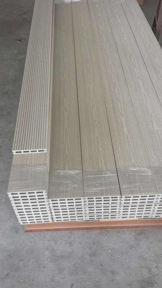 Best quality 3D embossing WPC decking flooring Outdoor Waterproof white WPC composite decking