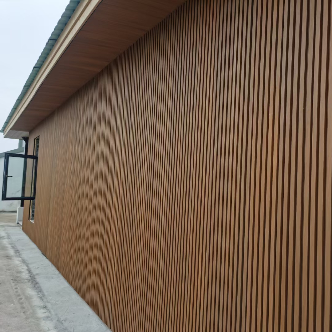 Waterproof Co Extrusion exterior Wood Composite Hollow Fluted WPC Cladding Boards Facade House decor Outdoor WPC Wall Panel