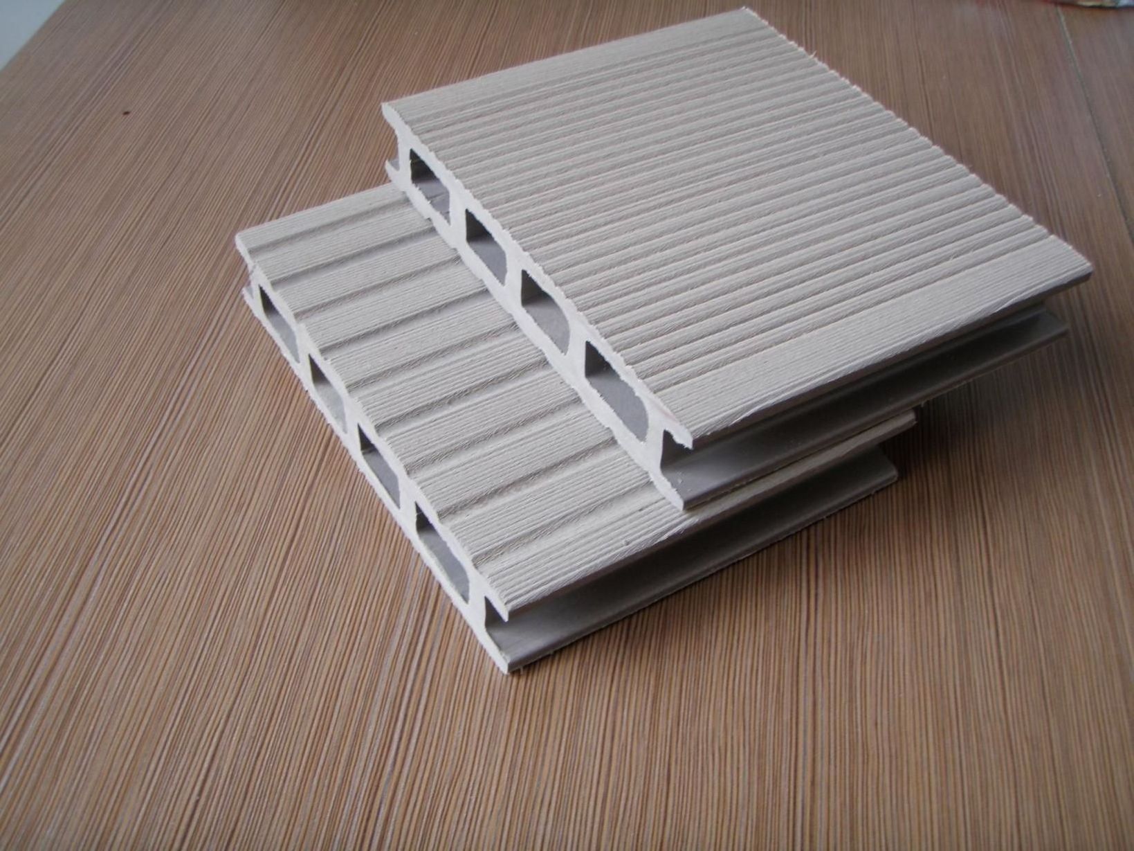 Best quality 3D embossing WPC decking flooring Outdoor Waterproof white WPC composite decking