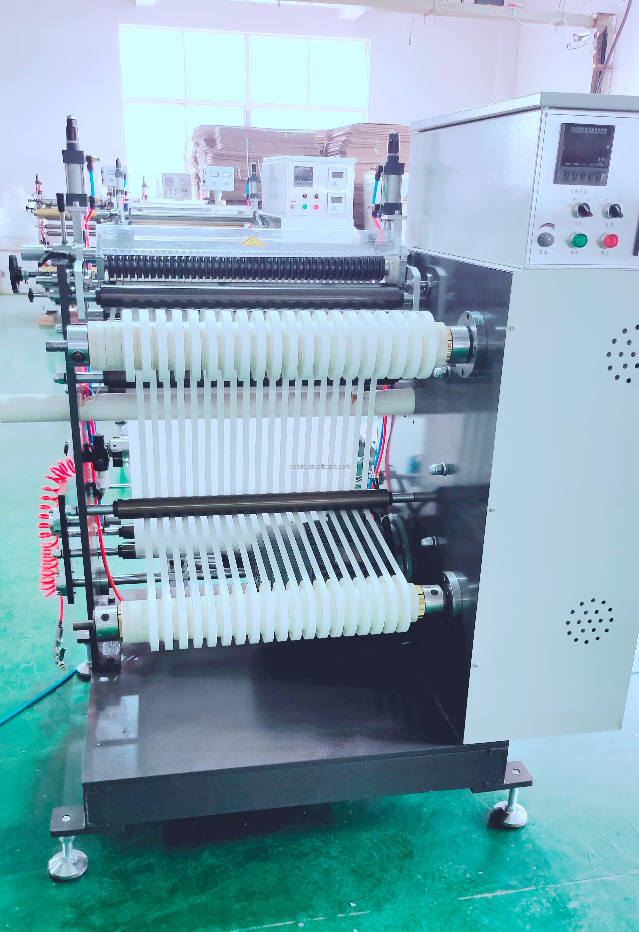 High-quality stock paper slitting and rewinding machine,paper slitting cutting machine