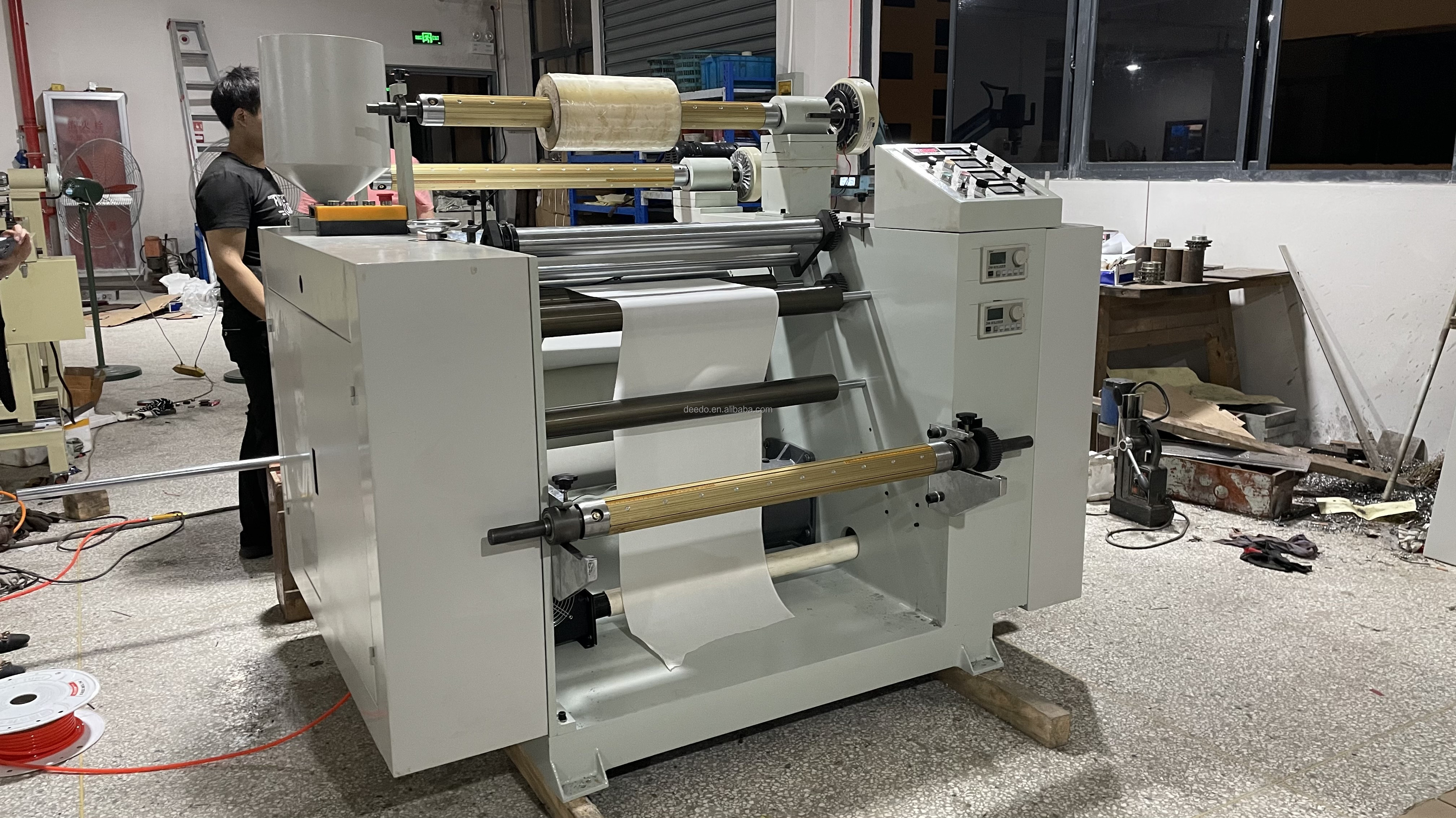 Non Woven Fabric Rolling and Cutting/ Slitting Machine Automatic Non Woven Roll Fabric Cutting Machine Non Woven Fabric Roll Sli