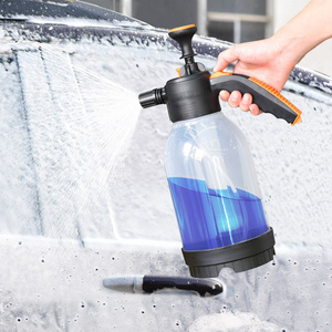 Deepbang Wholesale 2L Pump Sprayer Foam Nozzle Hand Pressure Sprayer Sprayer Manufacturer