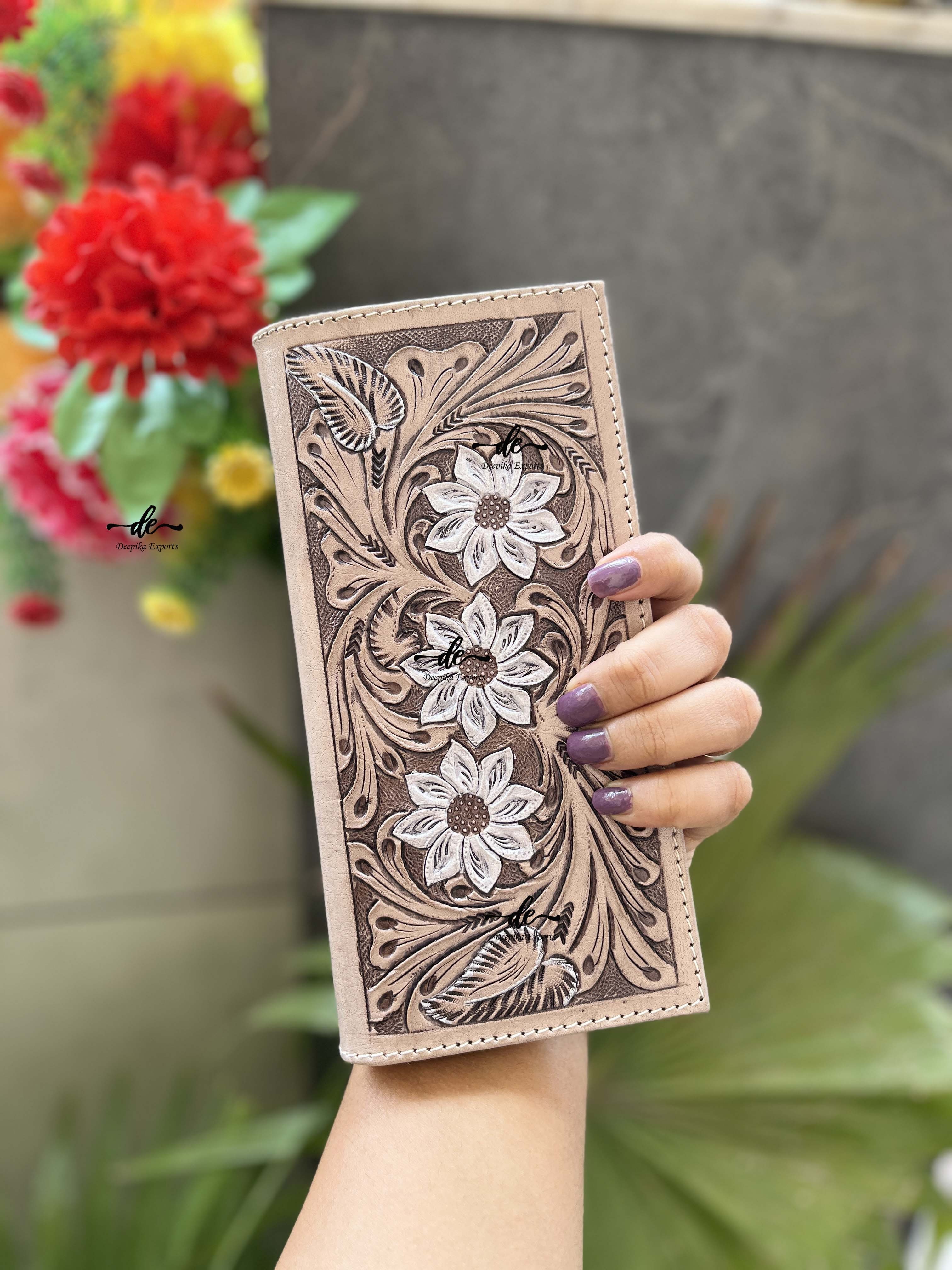 Long Wallet Hand Tooled Carving Leather Western Style Men's Hot Sale Fashion Flower Design Stylish Cash Holder Unisex Wallet