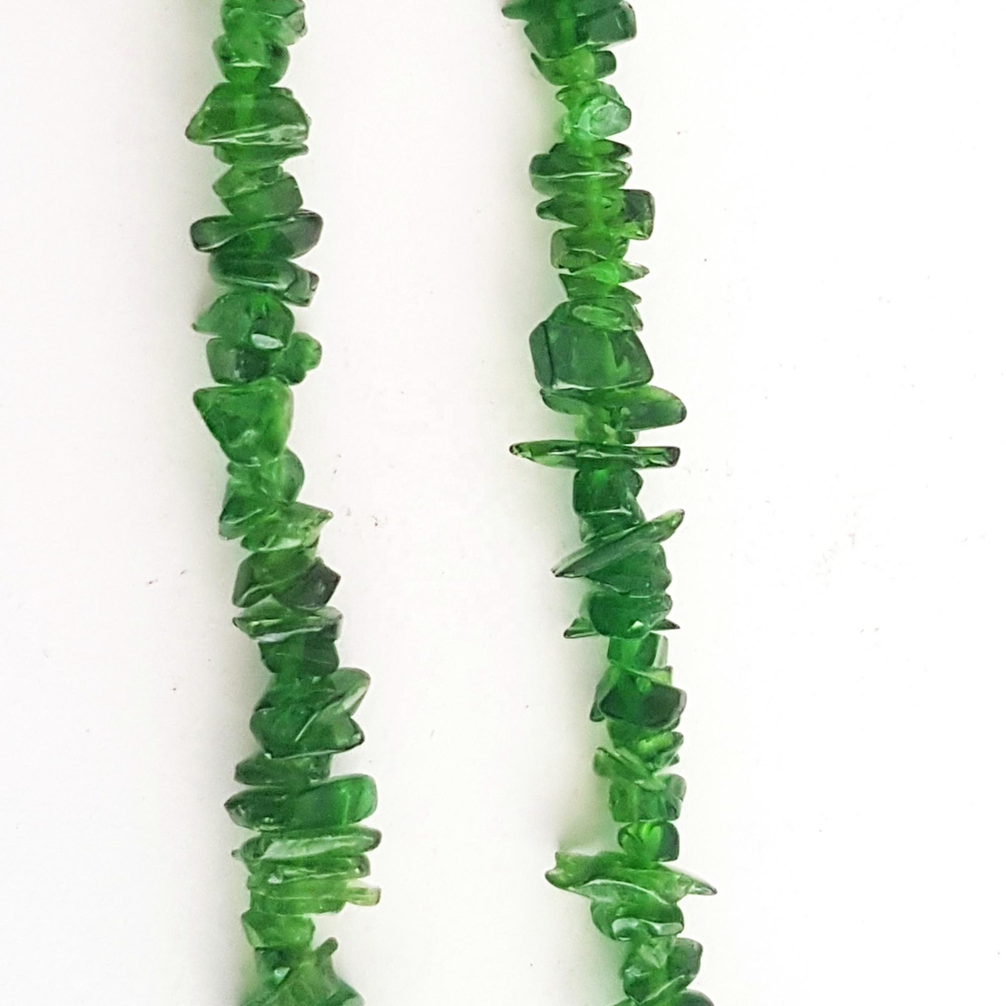 Chrome Diopside Polished Rough Chips Beads Polished Specimen Crystal Beads For Jewelry Raw Polished Chips Bracelet