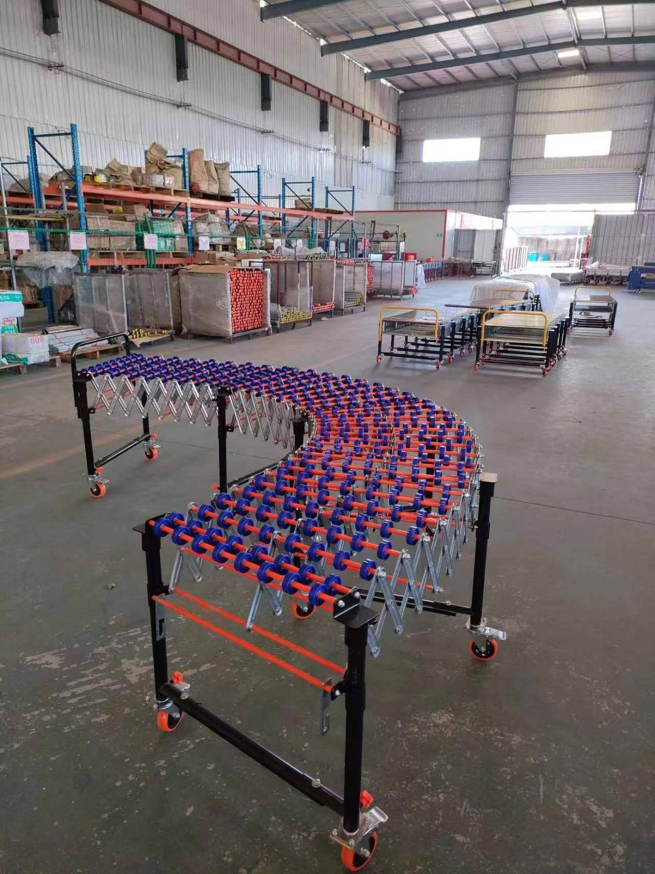 Wholesales High Quality Flexible Manual Roller Conveyor Telescopic Skate Wheel Carbon steel Conveyor