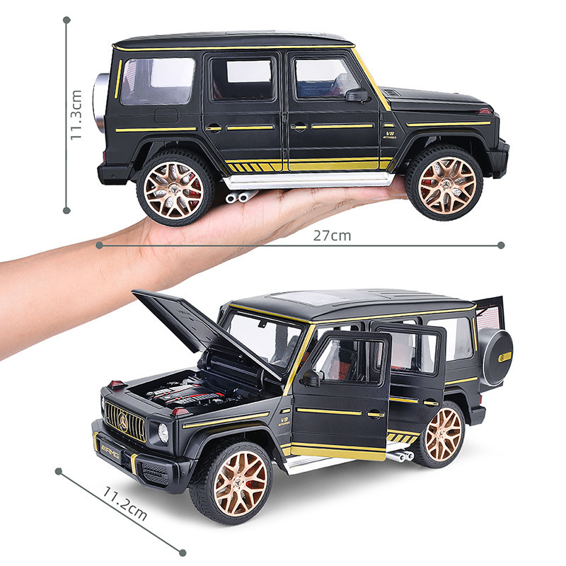 Die cast 1:18 Mercedes G63 SUV six door shock absorber alloy light and sound pullback multifunctional toy car model decorative