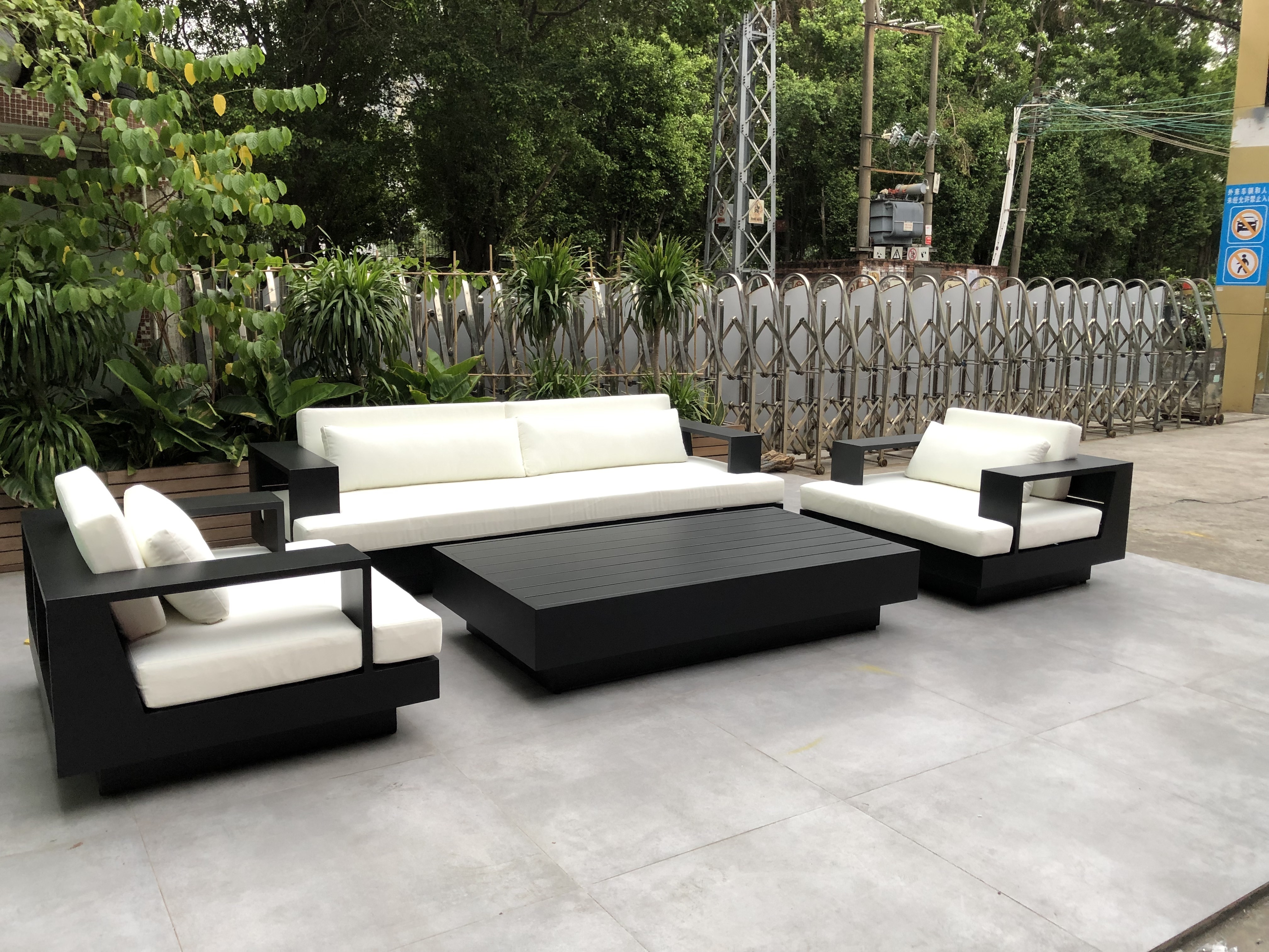 Luxury Outdoor Garden Aluminum Sofa Set Furniture Modern Aluminium Furniture for Hotel Resort Patio