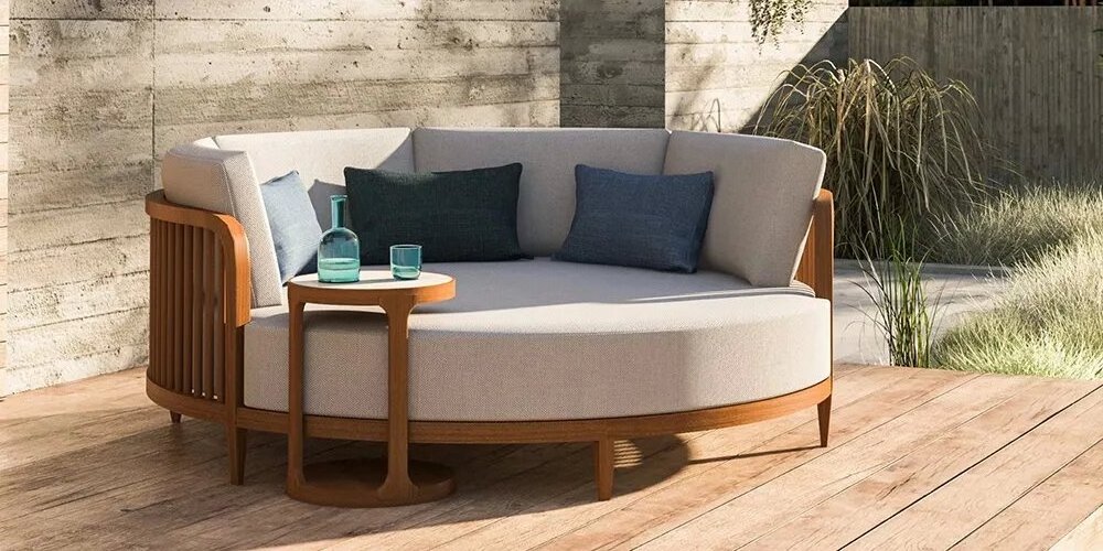 DECOOUT Hotel Resort Teak Outdoor Furniture Modern Curved Teak Wood Sofa for Patio Garden