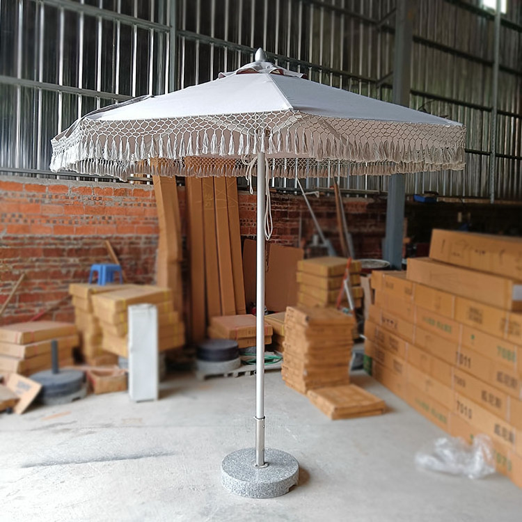 Custom Villa  Hotel Outdoor Furniture Sun Garden High Quality Patio Table Yard Big Parasol Umbrellas