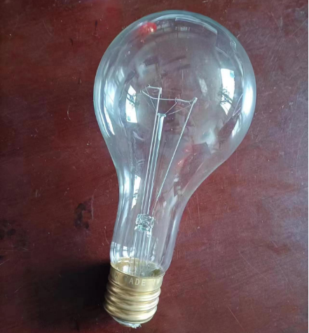 300W A30(PS95) E40 110v or 240v E incandescent edison light bulb