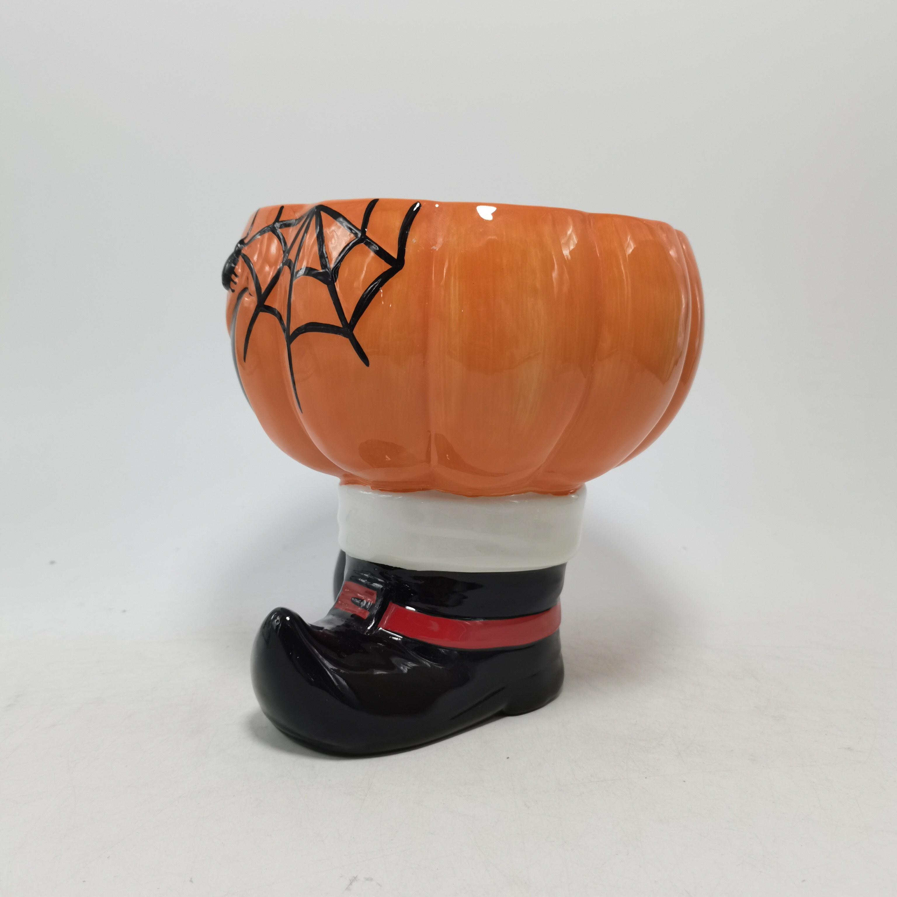 Hot Selling Custom Halloween Ceramic Pumpkin Storage Candy Household Kitchen Storage Food Jar With Lid