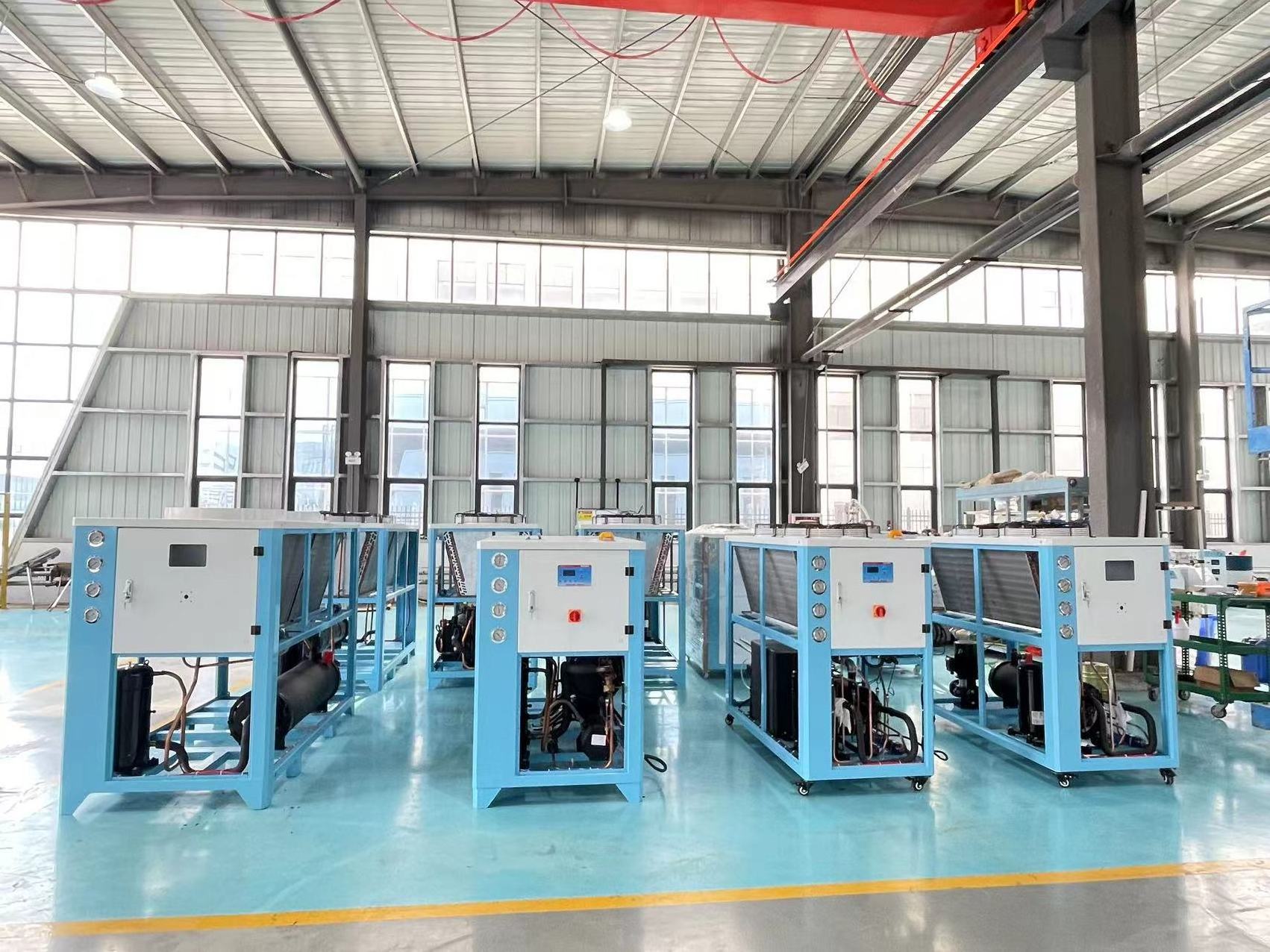 New Industrial Air-Cooled Water Chiller Machine with Compressor and Motor for Manufacturing Plant Use