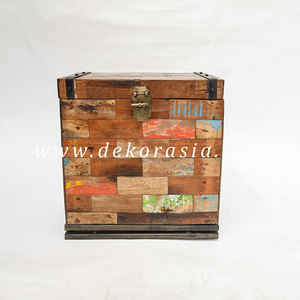 Wooden Chest Box, Vintage Wood Treasure Chest Box Decorative Storage Chest Box with Lock, Storage Boxes