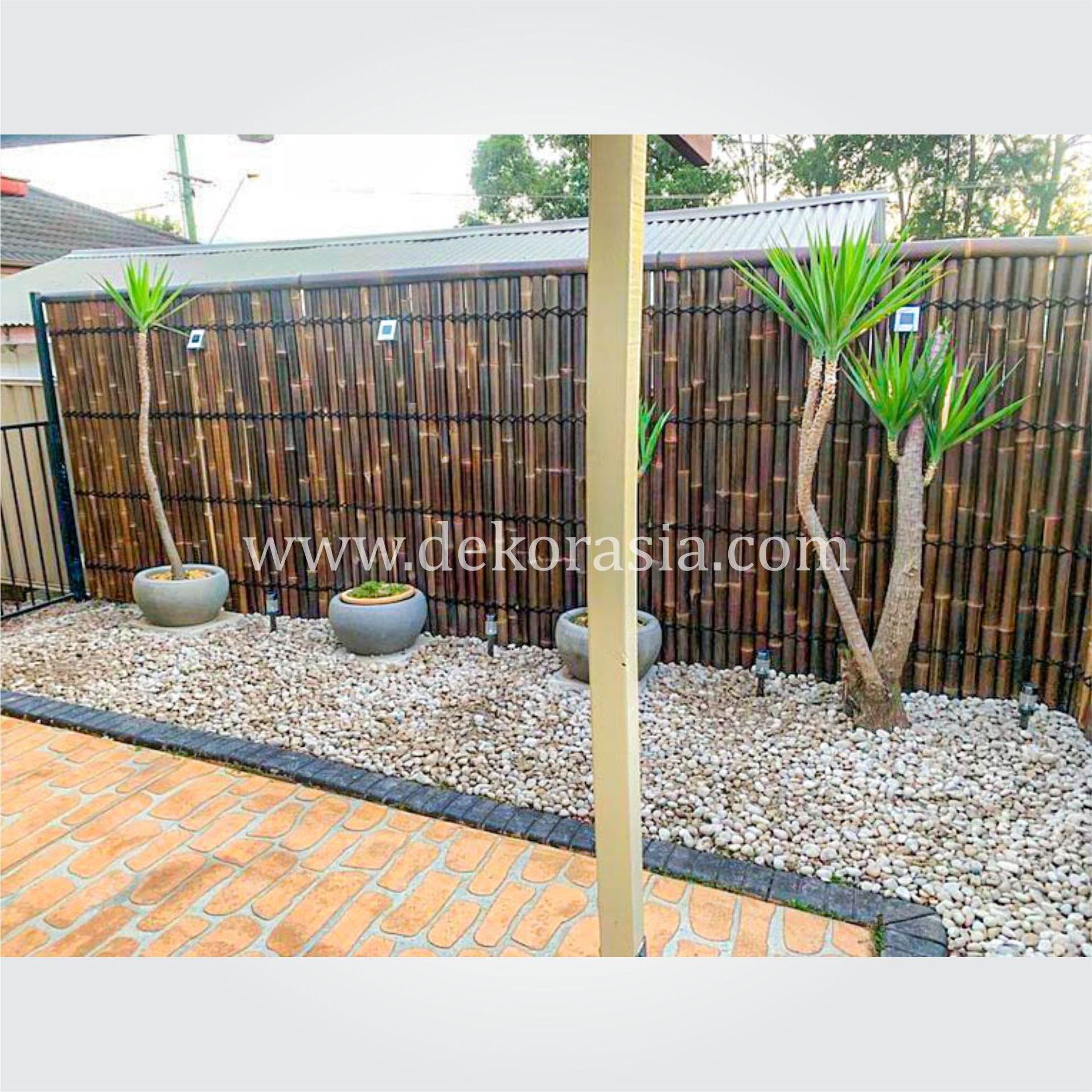 High Quality Black Bamboo Half Bamboo Fence, Bamboo Panels, Bamboo Screen A sturdy black bamboo garden fence