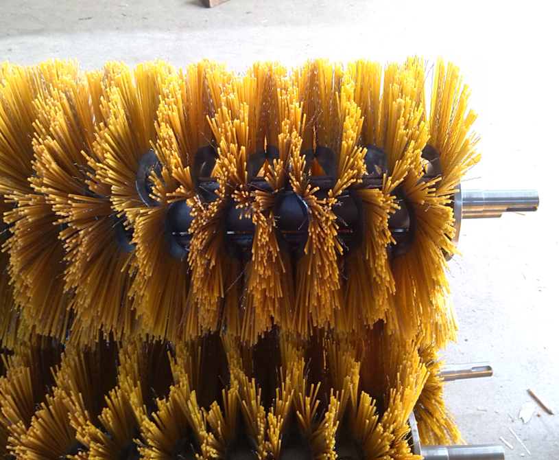 Luoyang Delake Factory Direct Sale Scratching Totem Cattle Sheep Goat Horse Brush Rotary Cattle Cow Brush For Outer Mongolia