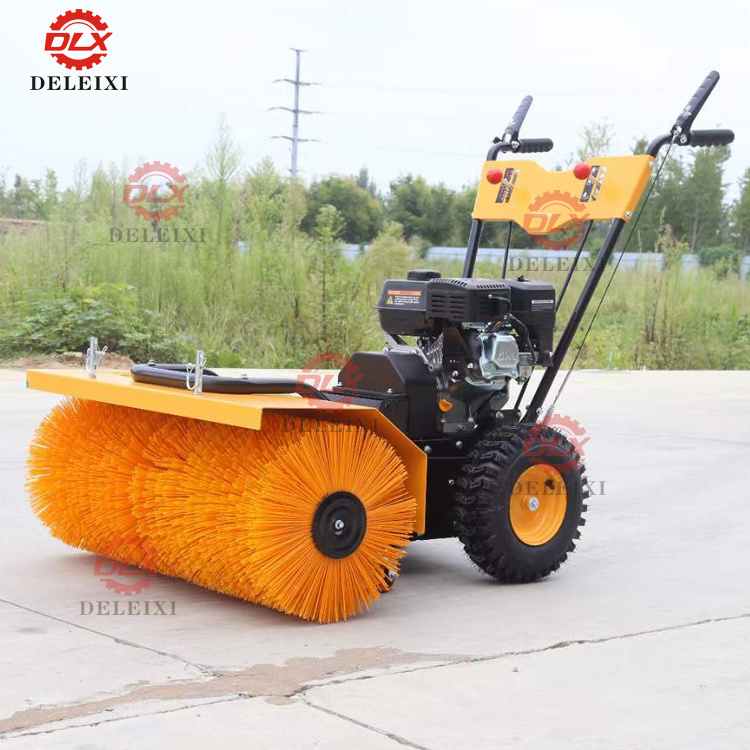 Lawn Sweeper Gasoline Power Artificial Grass Cleaning Equipment Snow Sweeper