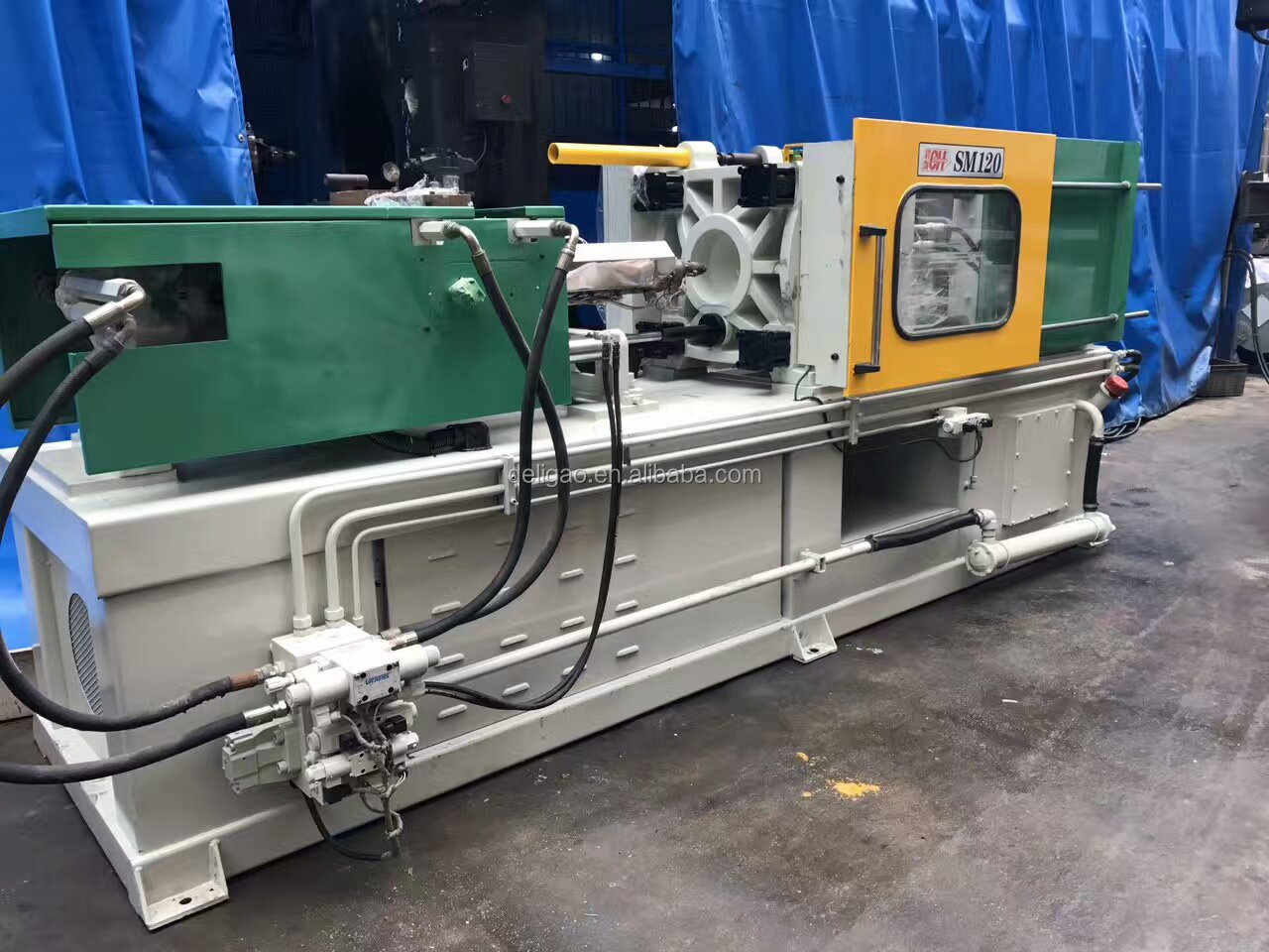 Used mini plastic injection molding machine SM120  pvc pipe making machine thermoforming  home product making machinery parts