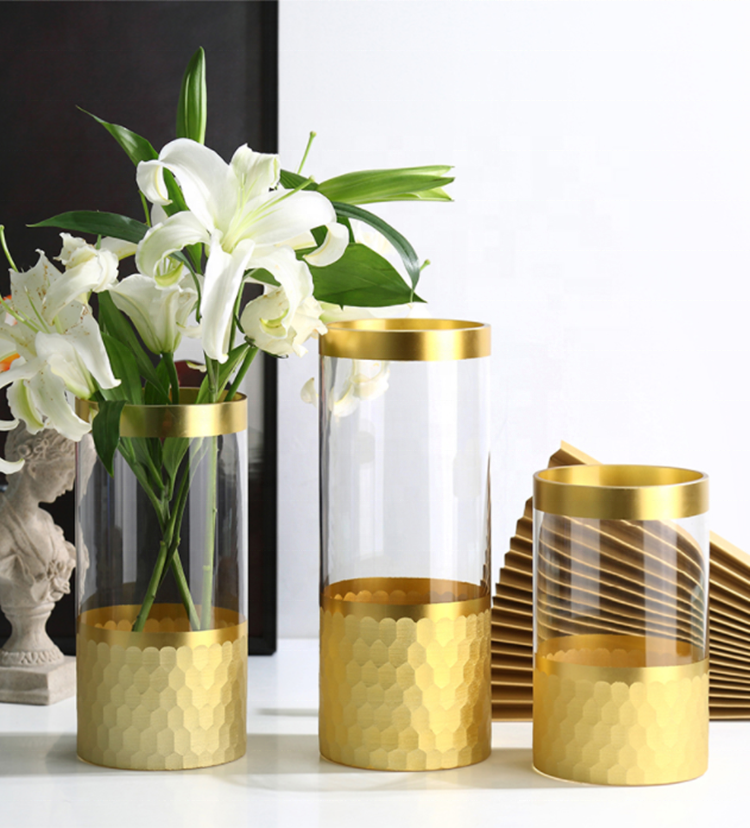 Handmade crystal gold foil honey comb cylindrical glass vase with gold rim