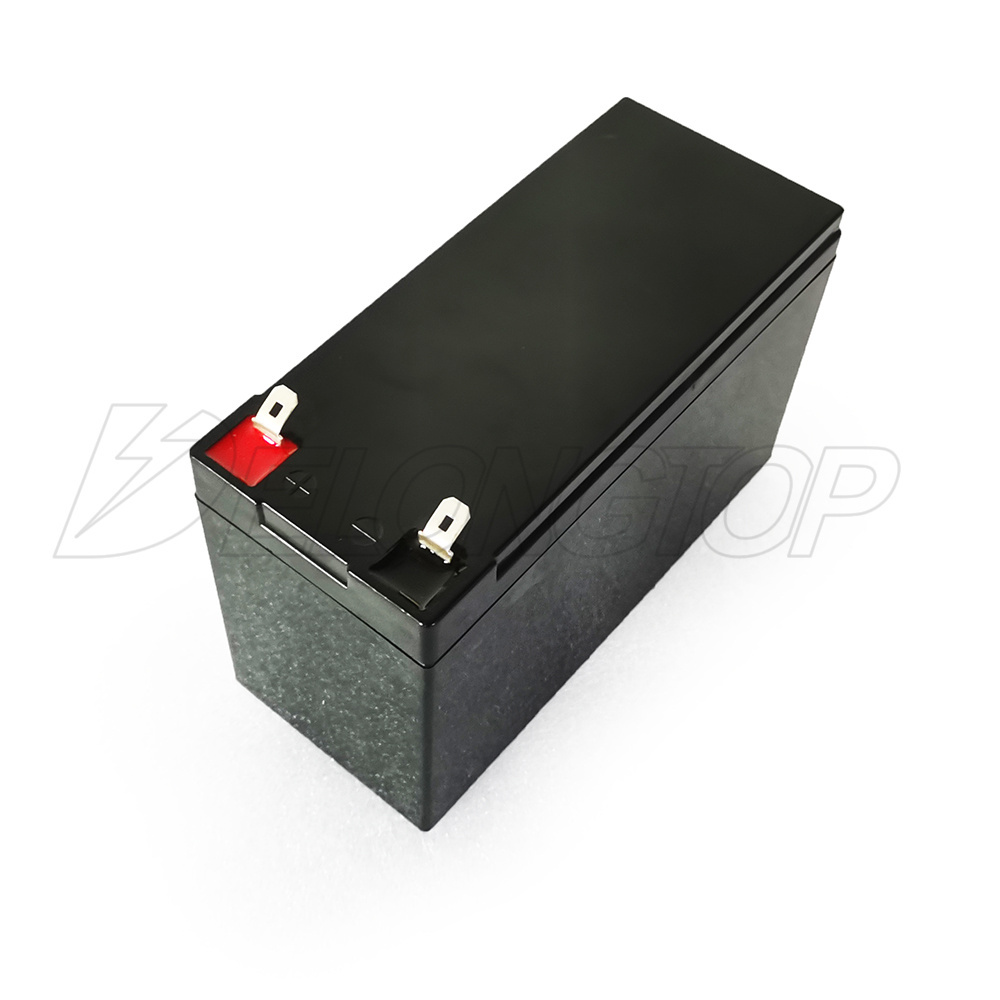 32650 Battery 32700 Lithium Ion Battery 26650 Cell 12V 7AH LiFePO4 Battery Pack