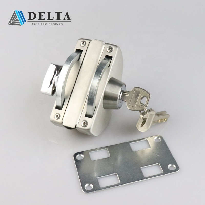 Commercial wall to glass door lock with keys