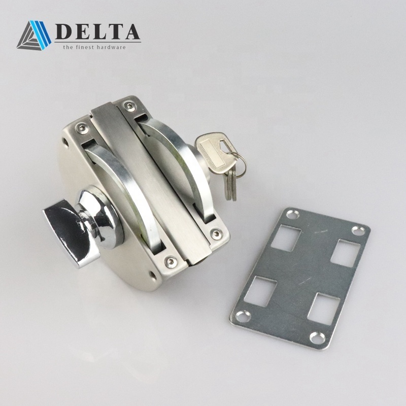 Commercial wall to glass door lock with keys