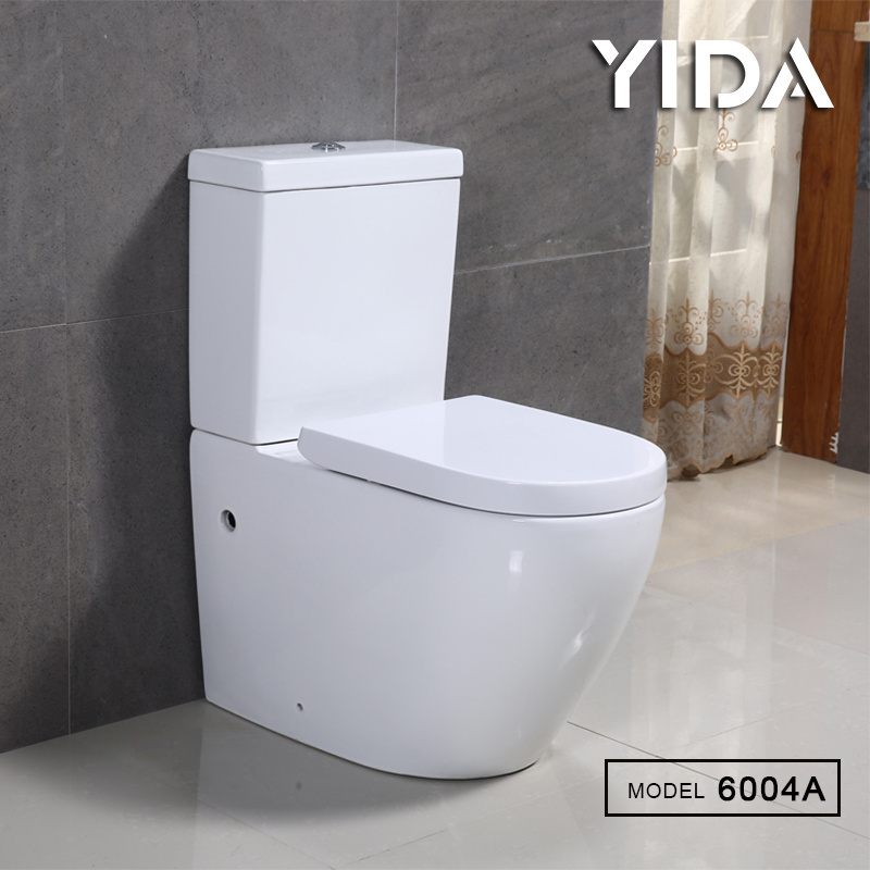 Poland UF Seat CE Two Piece Toilet Big Size WC for Hotel Project Europe Standard Toilet Wc