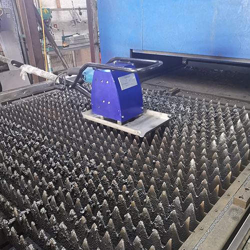 Factory Supply Laser Cutting Table Slat Slag Remover Slat Slag Cleaner For Cutting Machine Tools