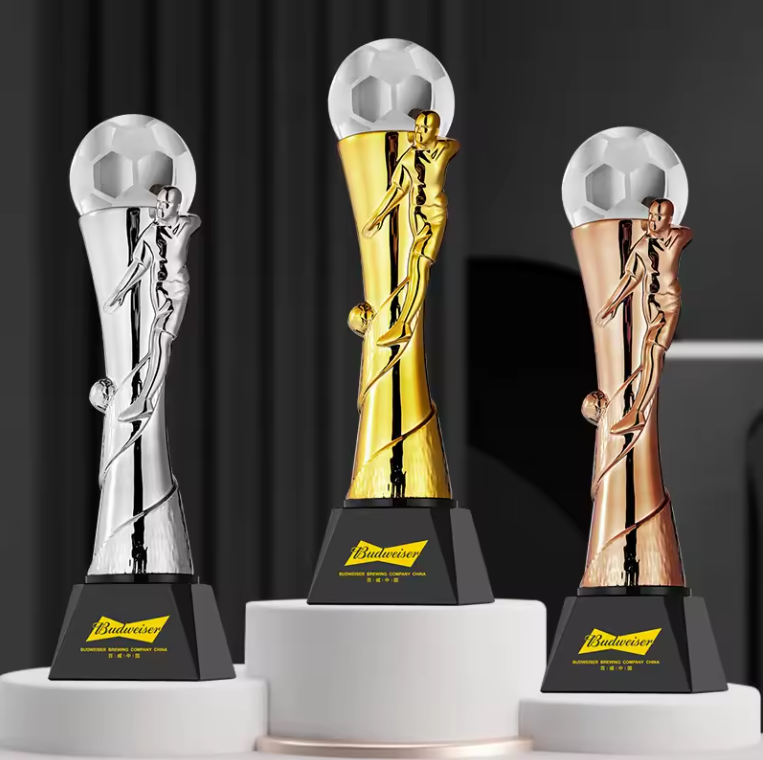 Wenzhou DEMO factory wholesale basketball, football, badminton crystal trophy, can customize trophy base, gold foil print