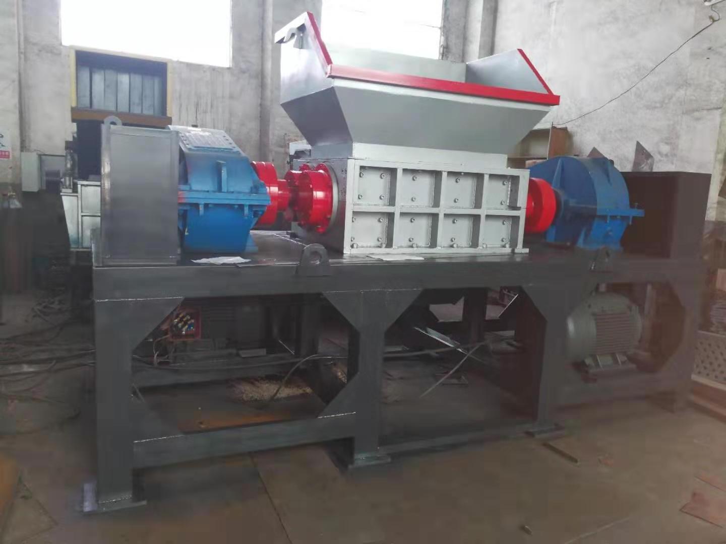 Used Tire Recycle line Machine Scrap Tire Shredder Waste Rubber Crusher