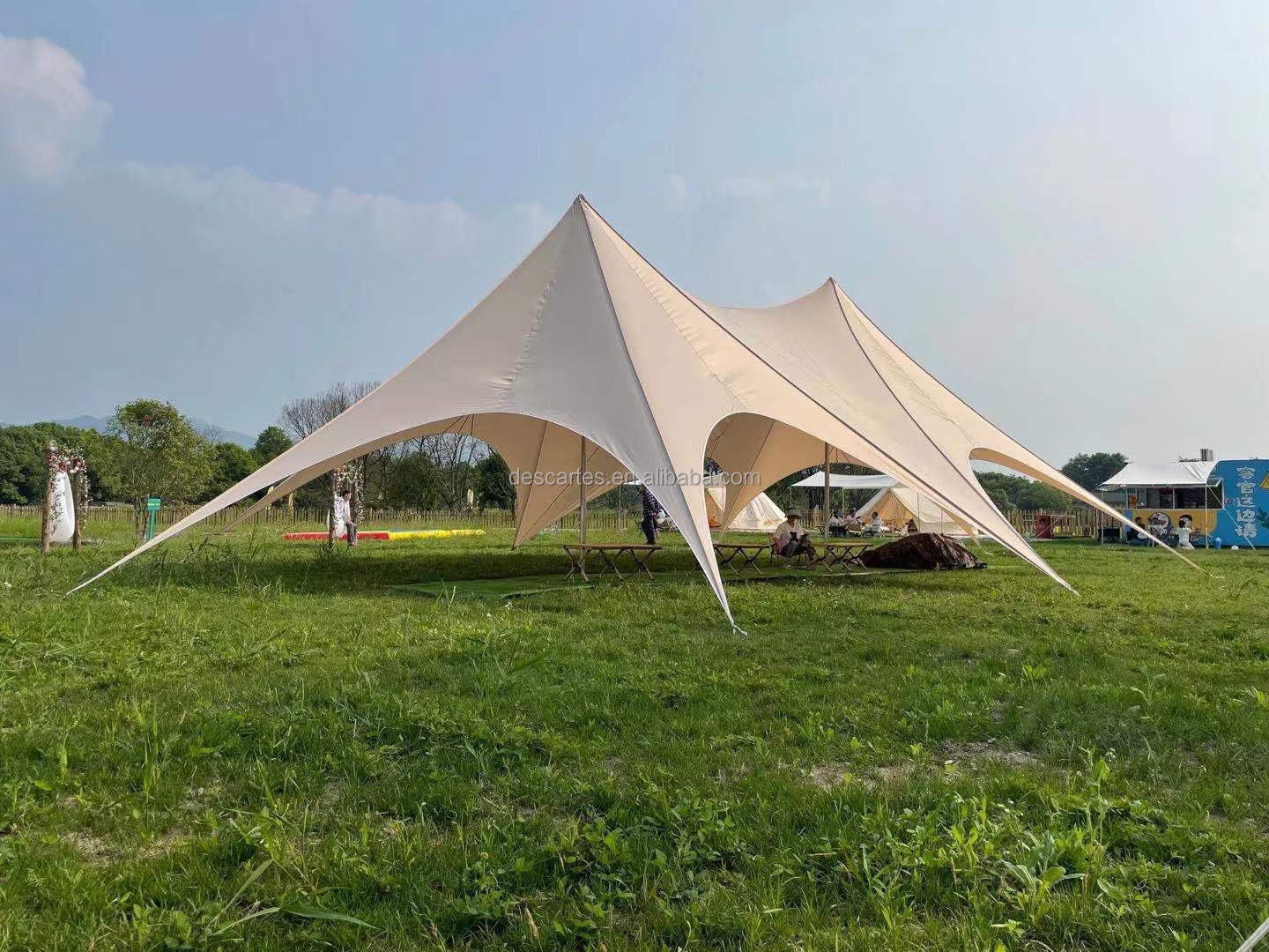 M Shape Unique Design Big Star Shade Camp Tents For 50 People Seated