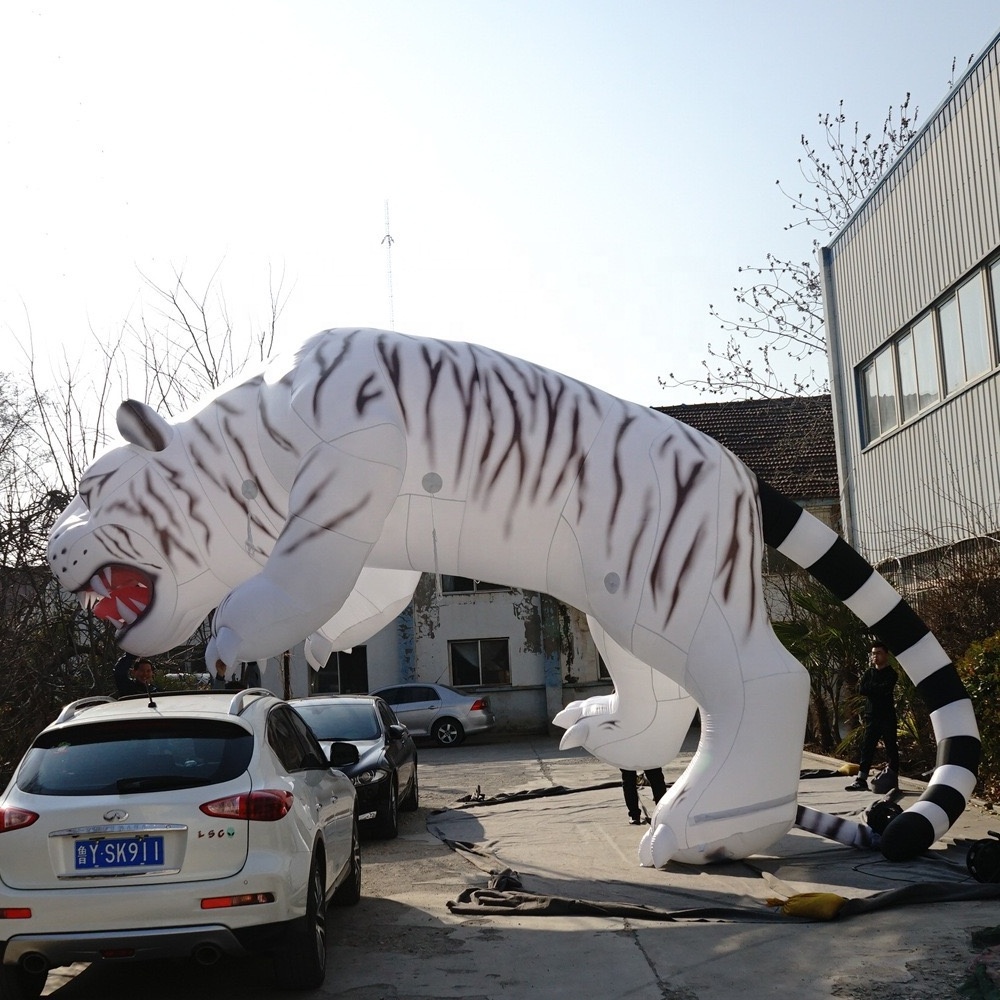 7M Long Custom Made Giant Inflatable Fierce White Tiger Animals For Zoo Advertising