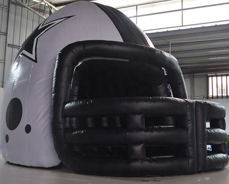 4.5m High Big Inflatable Player Football Helmet Tunnel For Sports Events