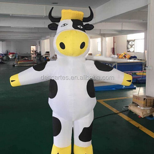 Large inflatable milk cow walking costume, inflatable dairy cow costume for adults