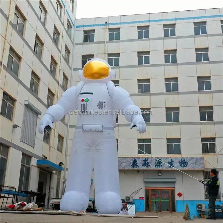 Realistic 20ft Tall Inflatable Astronaut, Giant Inflatable Spaceman Models For Advertising