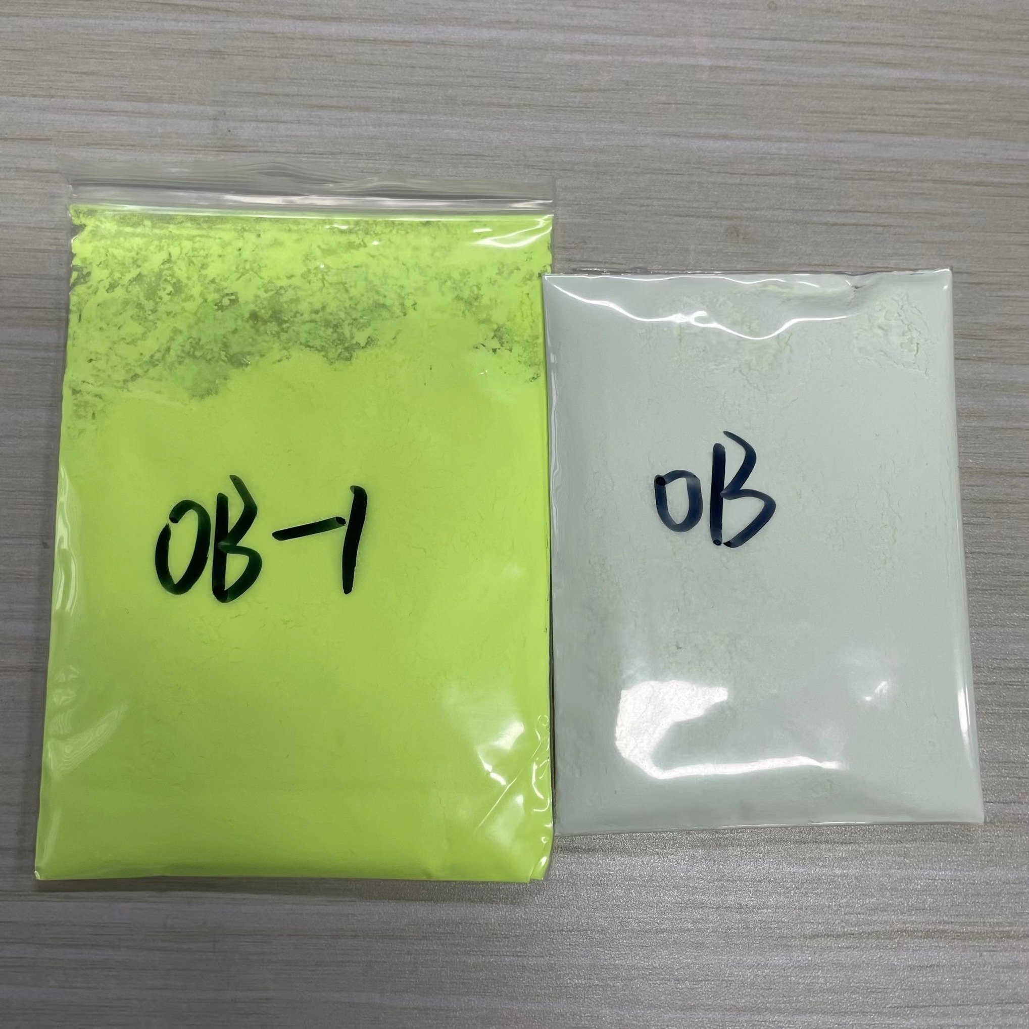 Hot Sale 2,5-bis(5-tert-butyl-2-benzoxazolyl)thiophene Optical brightener OB Cas 7128-64-5